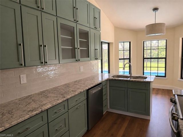 6560 Kestrel CIR, Fort Myers, FL 33966