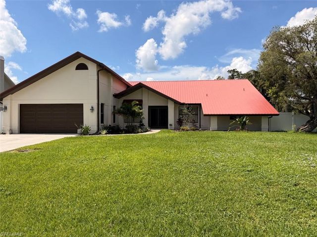 6560 Kestrel CIR, Fort Myers, FL 33966