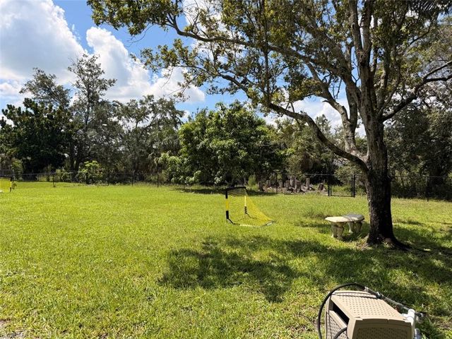6560 Kestrel CIR, Fort Myers, FL 33966
