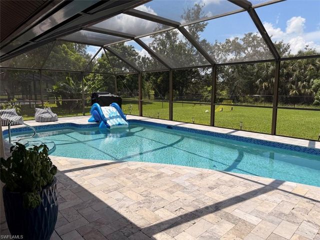 6560 Kestrel CIR, Fort Myers, FL 33966