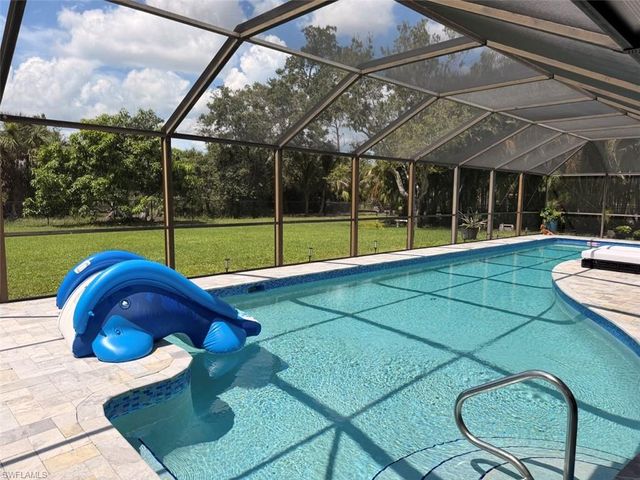6560 Kestrel CIR, Fort Myers, FL 33966