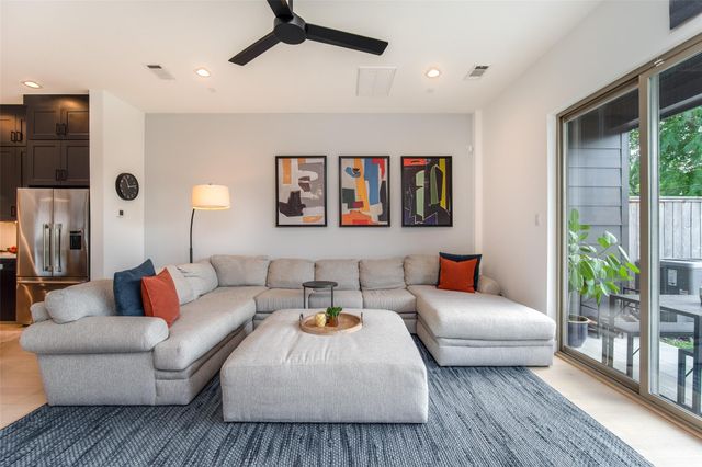 110 E 23rd Street, Houston, TX 77008