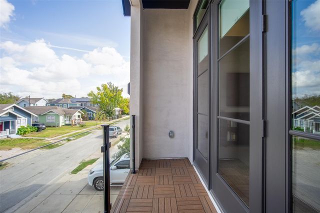 110 E 23rd Street, Houston, TX 77008