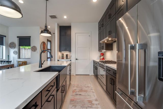 110 E 23rd Street, Houston, TX 77008