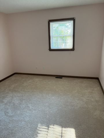 141 Doak Rd, Manchester, TN 37355