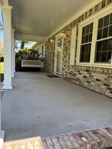 141 Doak Rd, Manchester, TN 37355