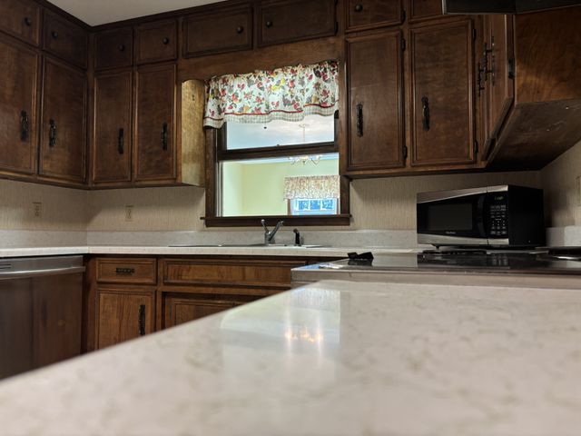 141 Doak Rd, Manchester, TN 37355