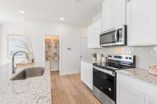 1725 Harper Lily Lane, Lawrenceville, GA 30043