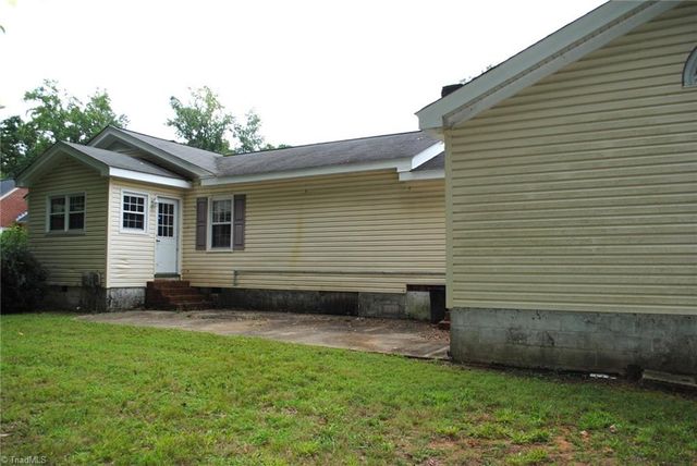 636 Statesville Boulevard, Salisbury, NC 28144