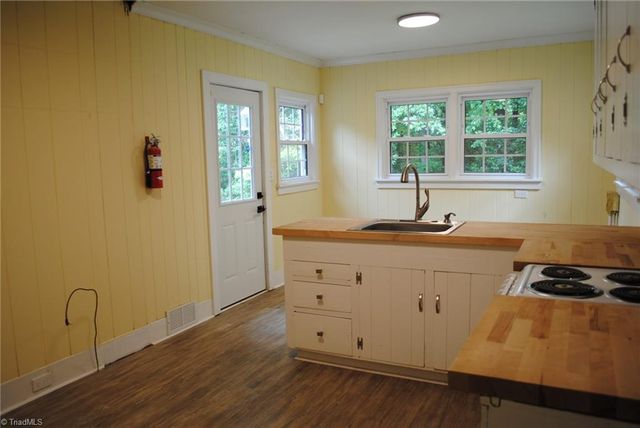 636 Statesville Boulevard, Salisbury, NC 28144