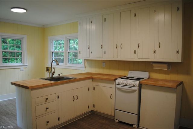 636 Statesville Boulevard, Salisbury, NC 28144
