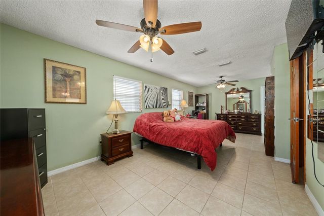 2825 BEAL STREET, Deltona, FL 32738