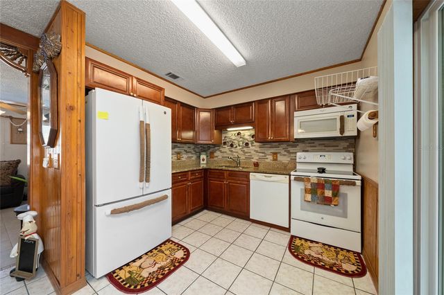 2825 BEAL STREET, Deltona, FL 32738