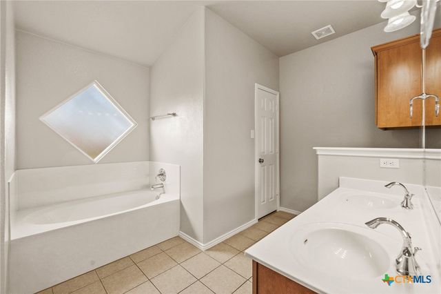 4911 Bridgewood Drive, Killeen, TX 76549