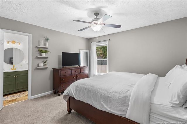 2244 Spindle Tree Drive, Fayetteville, NC 28304