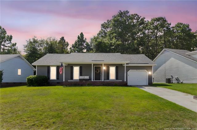 2244 Spindle Tree Drive, Fayetteville, NC 28304