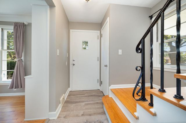5720 Xerxes Avenue S, Edina, MN 55410