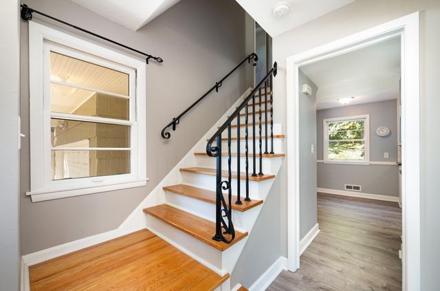 5720 Xerxes Avenue S, Edina, MN 55410