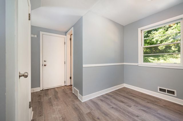 5720 Xerxes Avenue S, Edina, MN 55410