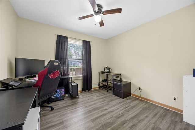 5515 Cedar Drive NW, Cedar Rapids, IA 52405