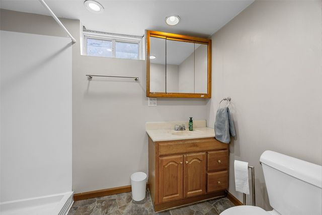5515 Cedar Drive NW, Cedar Rapids, IA 52405