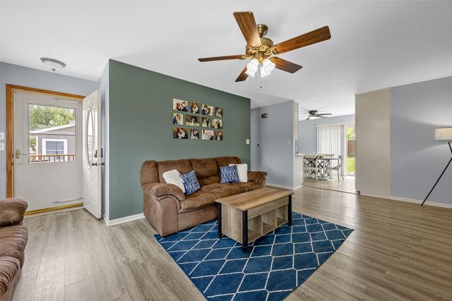 5515 Cedar Drive NW, Cedar Rapids, IA 52405