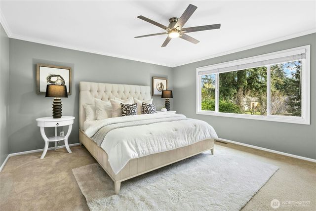 21425 SE 34th Place, Sammamish, WA 98075