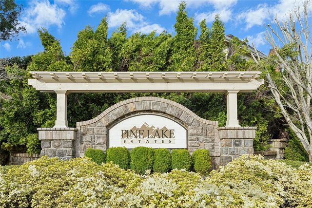 21425 SE 34th Place, Sammamish, WA 98075