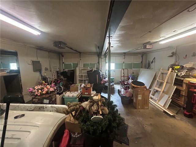 3106 Julie Dr, South Park, PA 15129