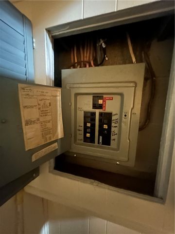 3106 Julie Dr, South Park, PA 15129