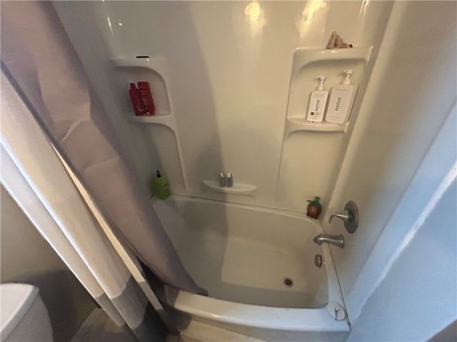 3106 Julie Dr, South Park, PA 15129