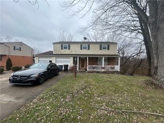 3106 Julie Dr, South Park, PA 15129