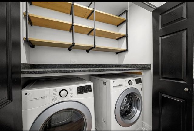 143 Holiday Lane, Hainesville, IL 60073