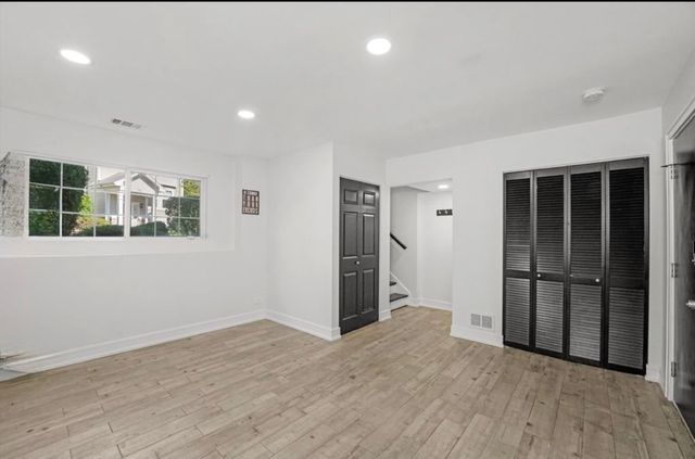 143 Holiday Lane, Hainesville, IL 60073