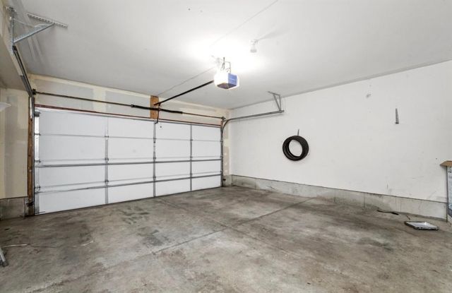 143 Holiday Lane, Hainesville, IL 60073