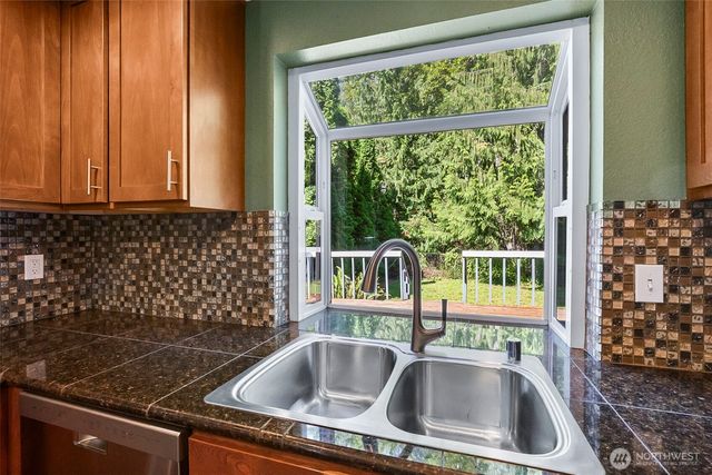 23822 35th Avenue W, Brier, WA 98036