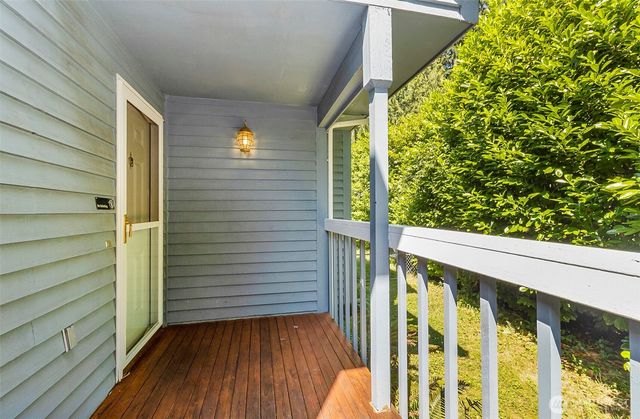 23822 35th Avenue W, Brier, WA 98036