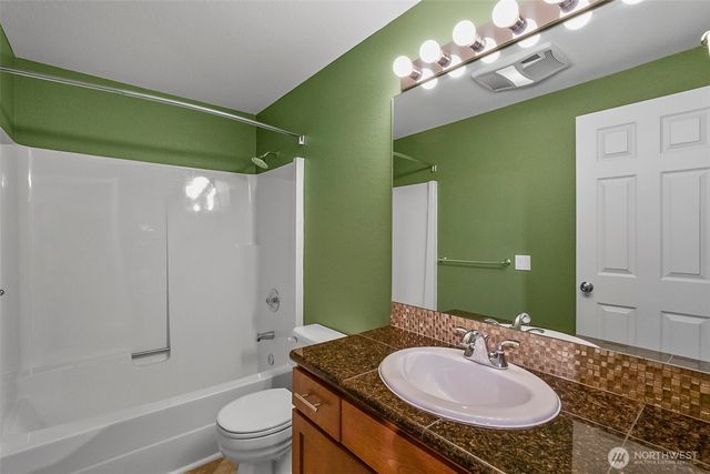 23822 35th Avenue W, Brier, WA 98036