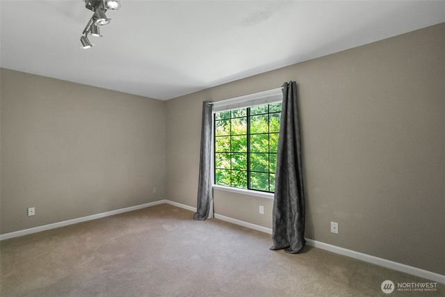 23822 35th Avenue W, Brier, WA 98036