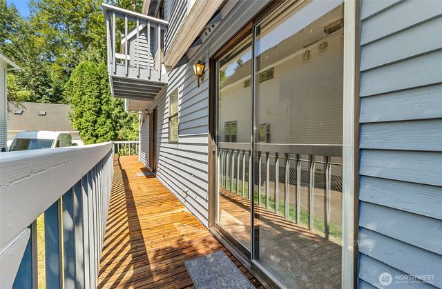 23822 35th Avenue W, Brier, WA 98036