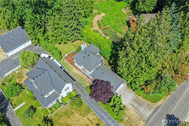 23822 35th Avenue W, Brier, WA 98036