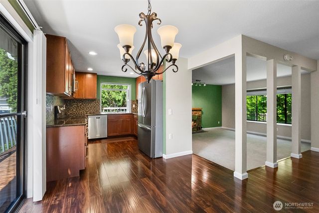 23822 35th Avenue W, Brier, WA 98036