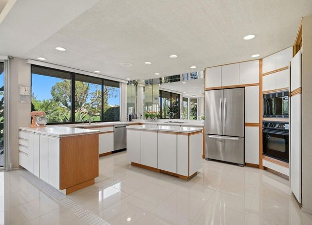 52 Columbia Drive, Rancho Mirage, CA 92270