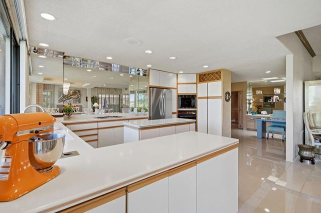 52 Columbia Drive, Rancho Mirage, CA 92270