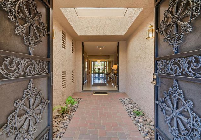 52 Columbia Drive, Rancho Mirage, CA 92270