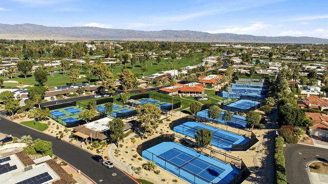 52 Columbia Drive, Rancho Mirage, CA 92270