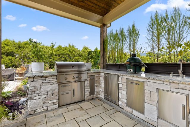 8929 Grey Reed Drive, Ooltewah, TN 37363