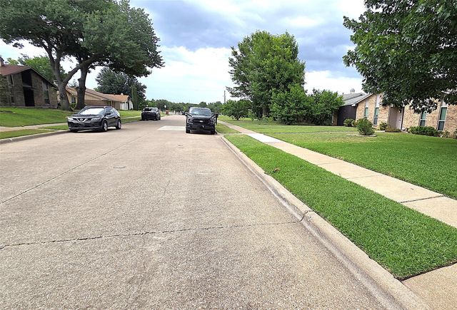 3610 Cheyenne Trail, Garland, TX 75044