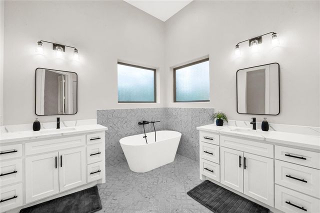 1626 Spanish Cove Drive, Crosby, TX 77532