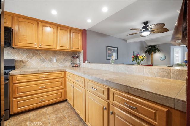 4892 Searidge Cir, Huntington Beach, CA 92649